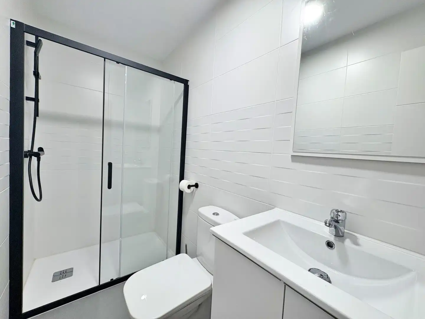 Bathroom of Ground floor for sale in Alicante / Alacant