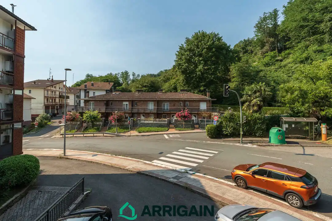 Außenansicht von Wohnung zum Verkauf in Hernani mit Heizung, Terrasse und Alarm