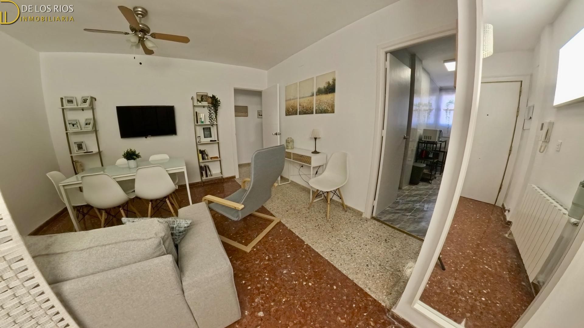 Sala d'estar de Pis de lloguer en  Granada Capital amb Calefacció, Terrassa i Balcó