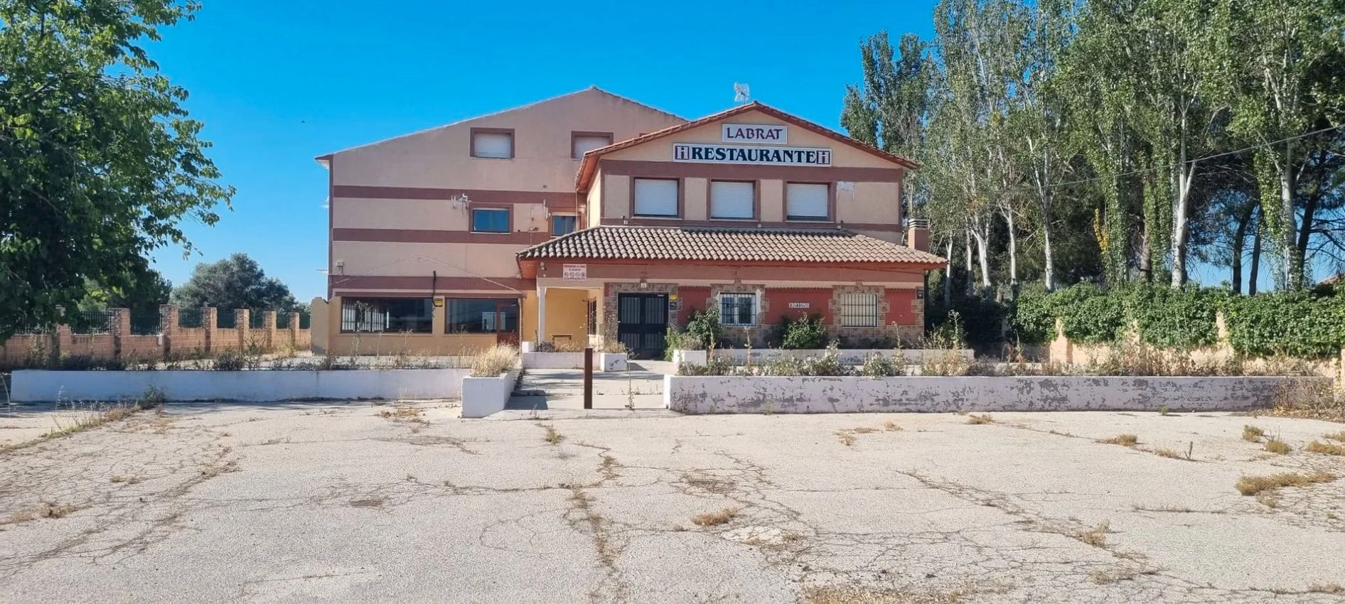 Edifici en venda en Serranillos del Valle