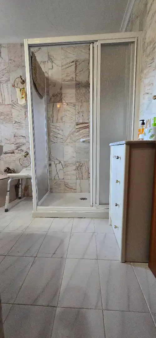 Bany de Casa o xalet en venda en Villacastín amb Calefacció, Jardí privat i Balcó