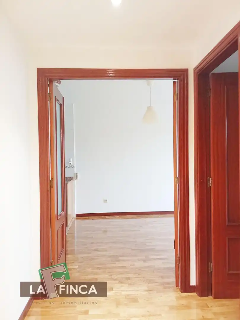 Piso en venta en Castrillón con Calefacción, Parquet y Terraza