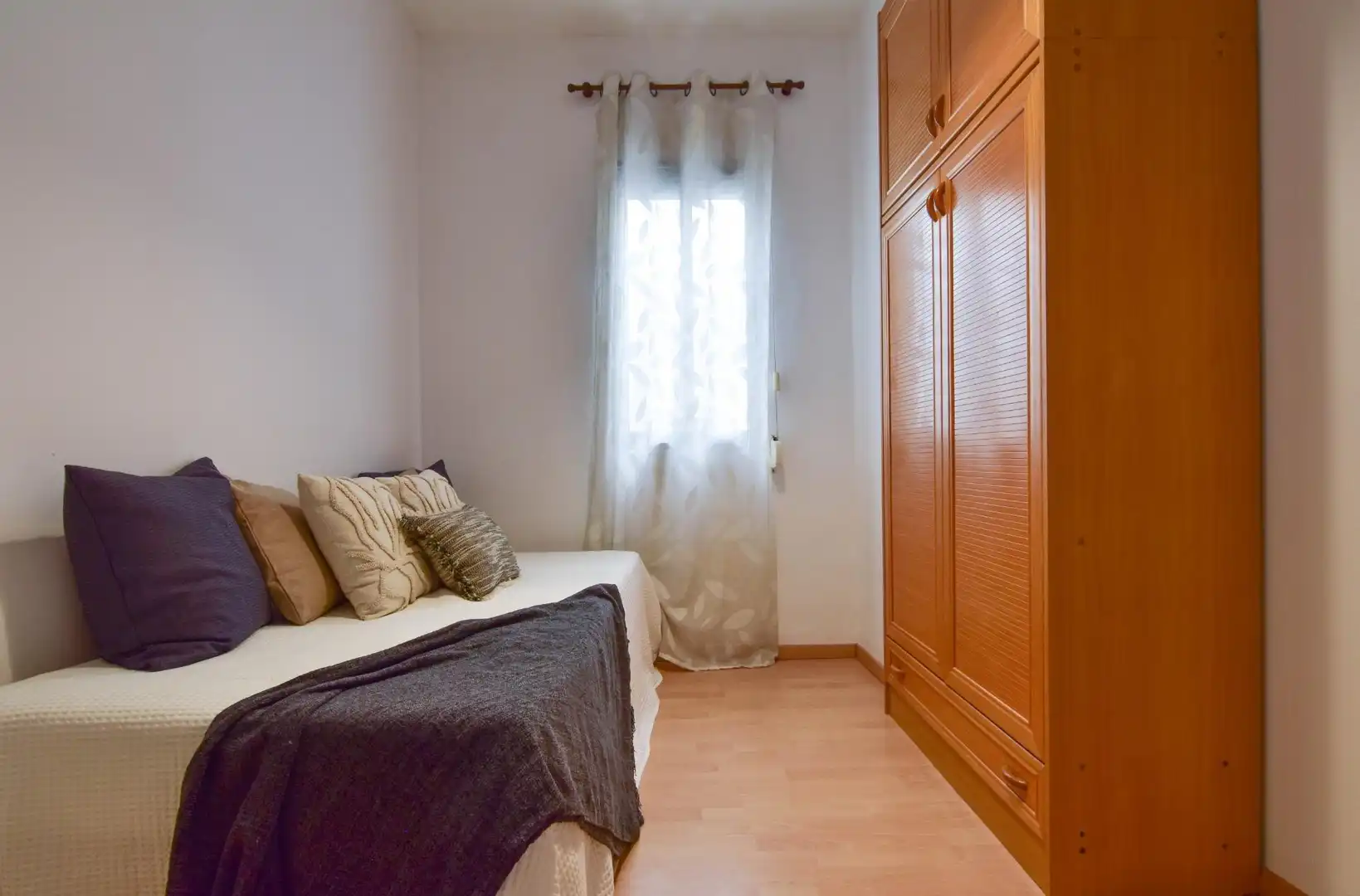 Habitación de Piso en venta en Valencia con Aire acondicionado