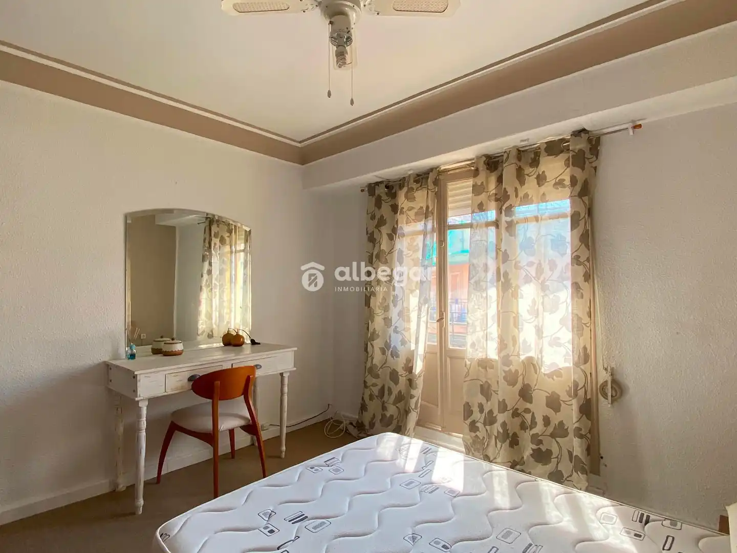 Habitación de Piso de alquiler en Jesús