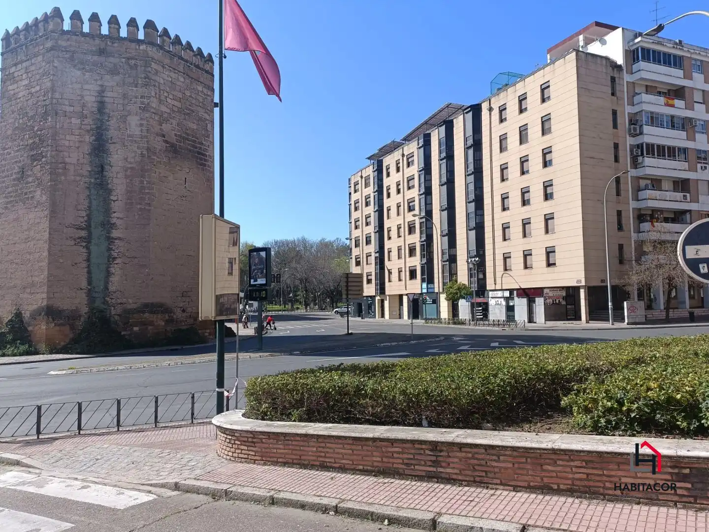Vista exterior de Garatge en venda en Córdoba