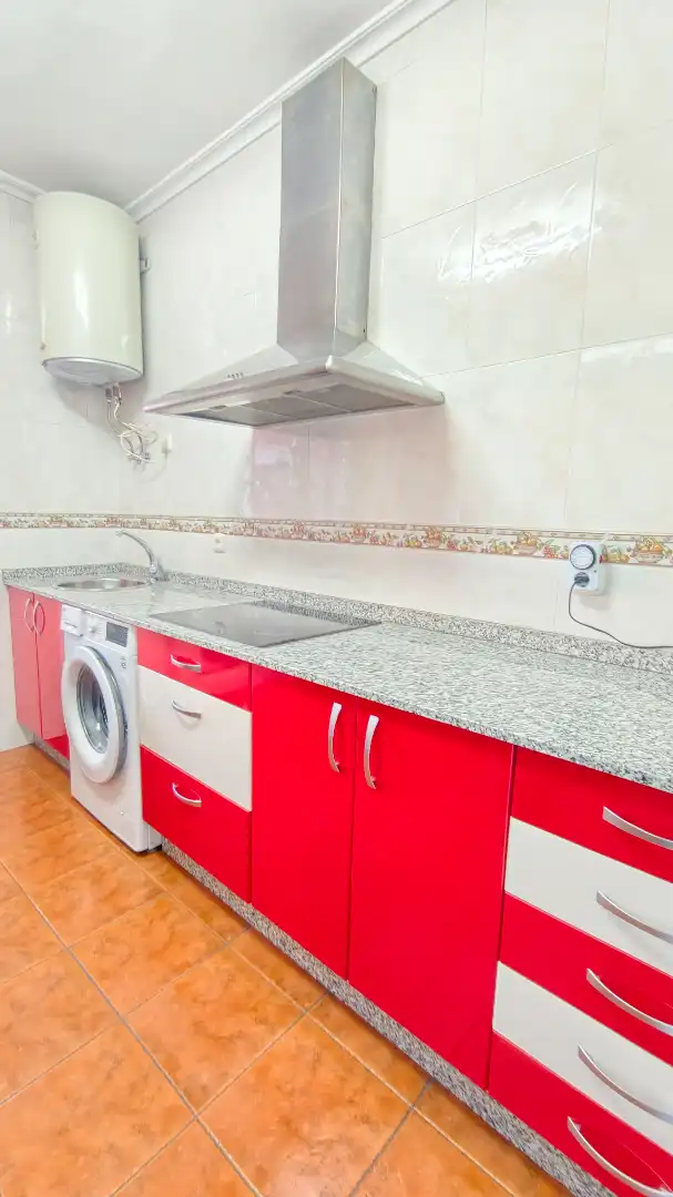 Cocina de Finca rústica en venta en Avilés con Calefacción, Jardín privado y Amueblado