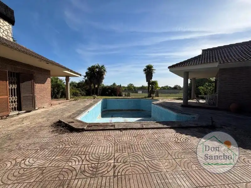 Piscina de Casa o chalet en venta en Simancas con Trastero y Piscina