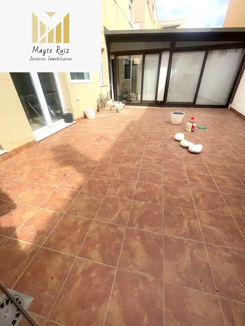Terrassa de Pis en venda en El Ejido amb Terrassa, Traster i Balcó