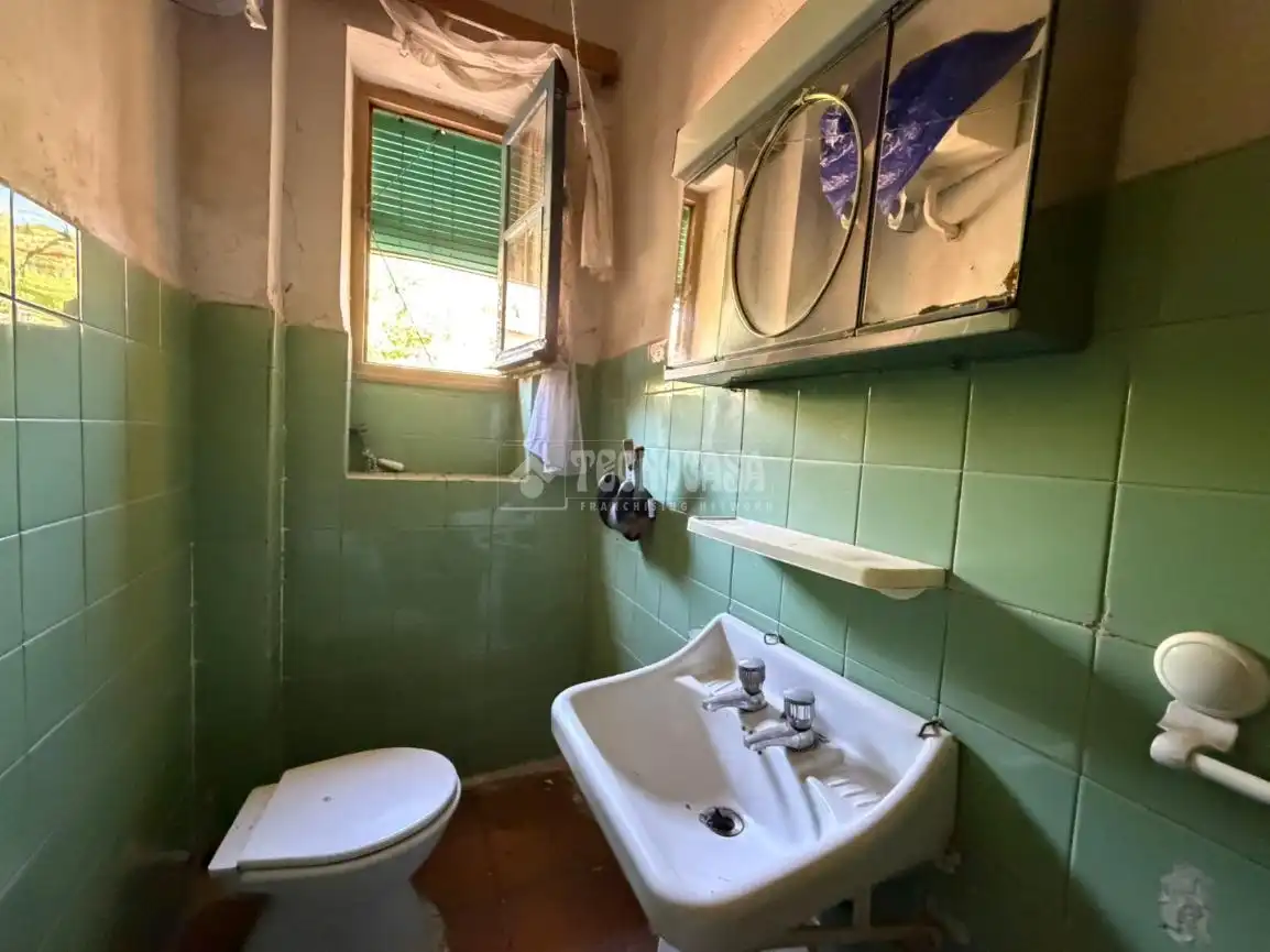 Baño de Piso en venta en Linares con Balcón