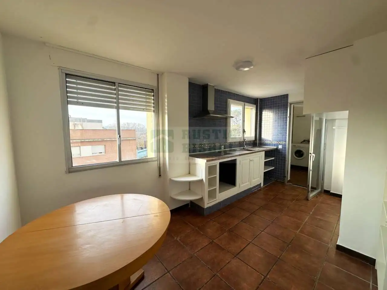 Cocina de Piso en venta en La Bisbal d'Empordà con Parquet y Balcón