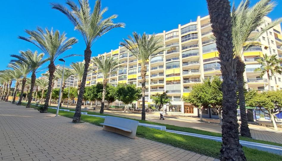 Foto 1 de Apartament en venda a Bulevar - Puerta Mítica, Alicante