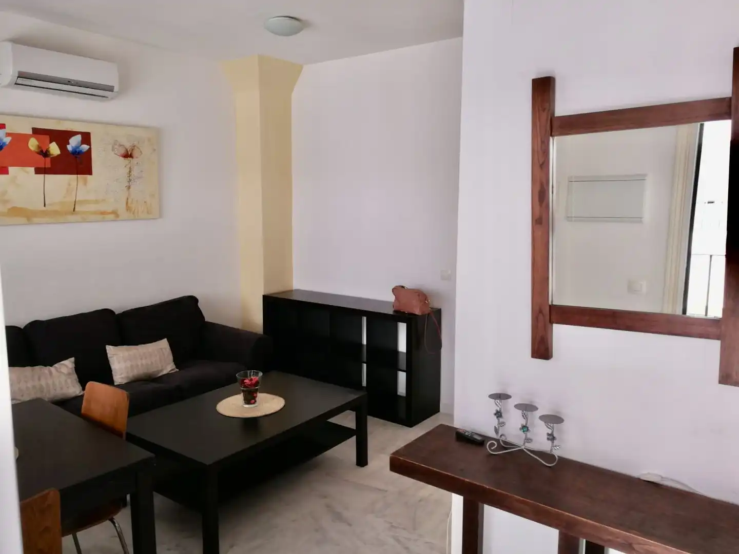 Wohnzimmer von Wohnung zum Verkauf in Sanlúcar la Mayor mit Klimaanlage, Heizung und Abstellraum