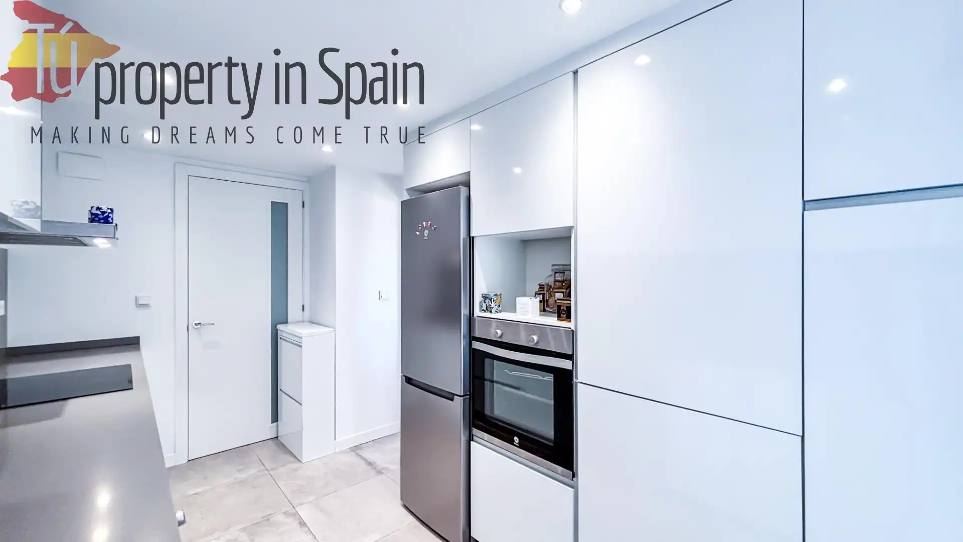 Cocina de Piso para compartir en Alicante / Alacant con Terraza, Amueblado y Piscina comunitaria