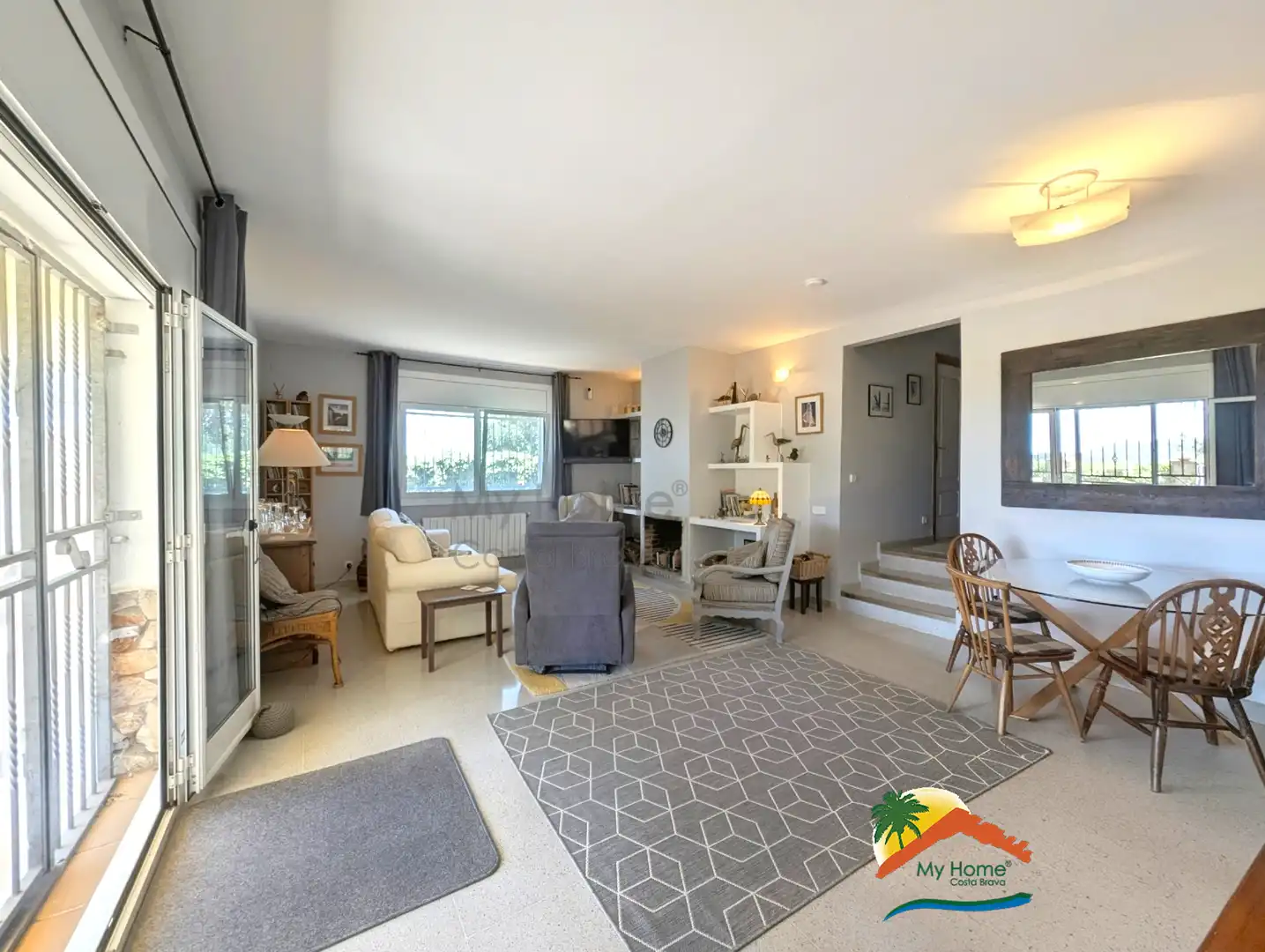Wohnzimmer von Haus oder Chalet zum Verkauf in Lloret de Mar mit Heizung, Privatgarten und Terrasse