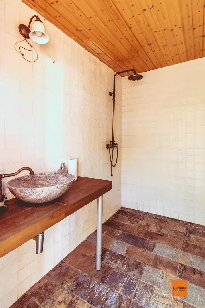Baño de Casa o chalet en venta en Santa Bàrbara con Calefacción, Jardín privado y Parquet