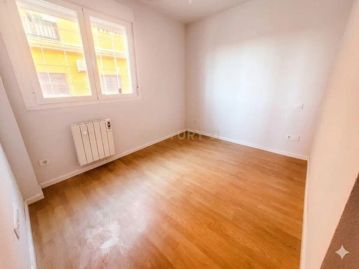 Bedroom of Apartments for sale in Camarena