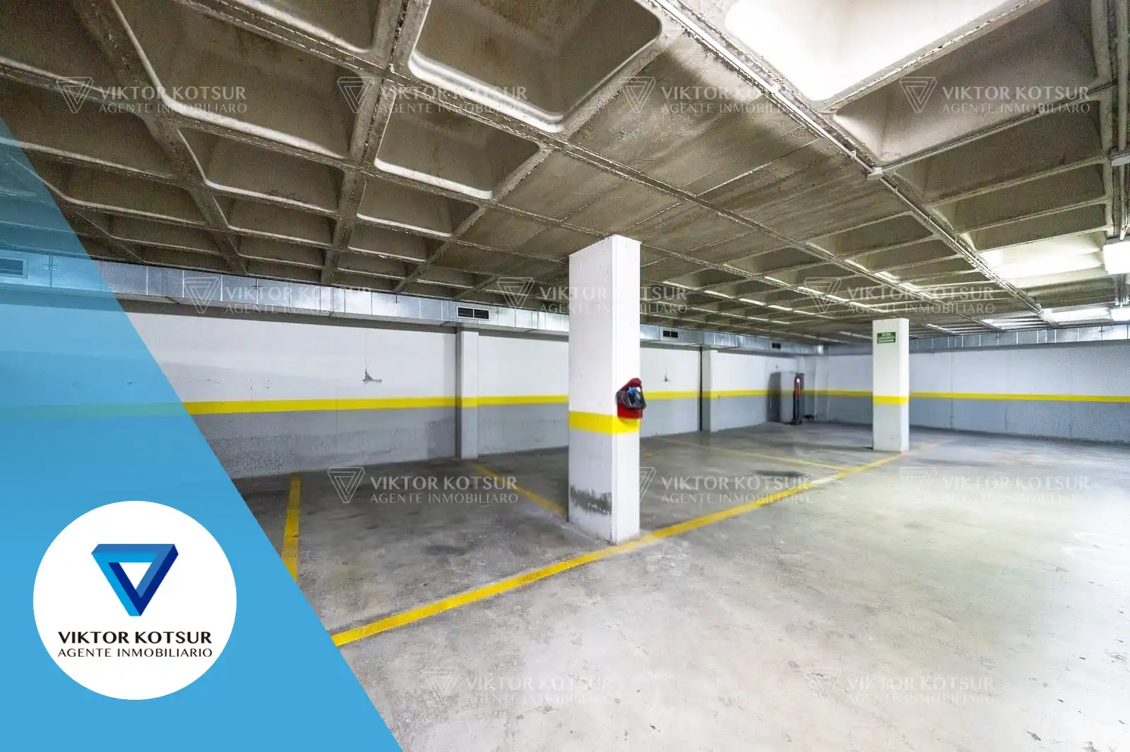 Parking de Piso en venta en Roquetas de Mar con Aire acondicionado, Terraza y Amueblado