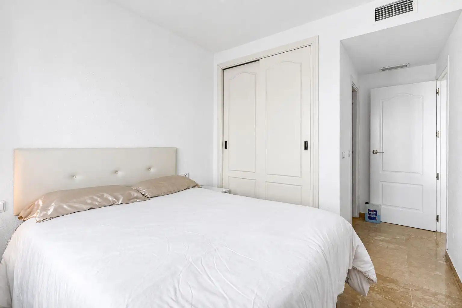 Apartament amb piscina en venda a Riviera del Sol, imagen 11