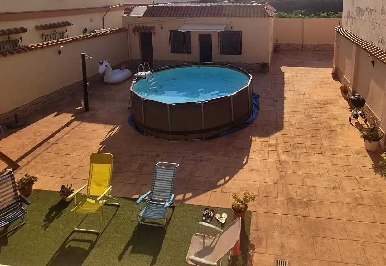 Houses for sale in MEDIANA DE LA, El Rinconcillo
