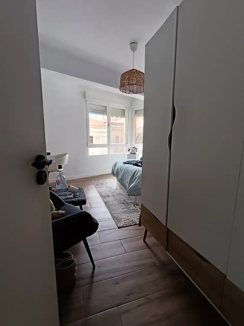 Habitación de Piso en venta en Castellón de la Plana / Castelló de la Plana con Aire acondicionado, Calefacción y Trastero