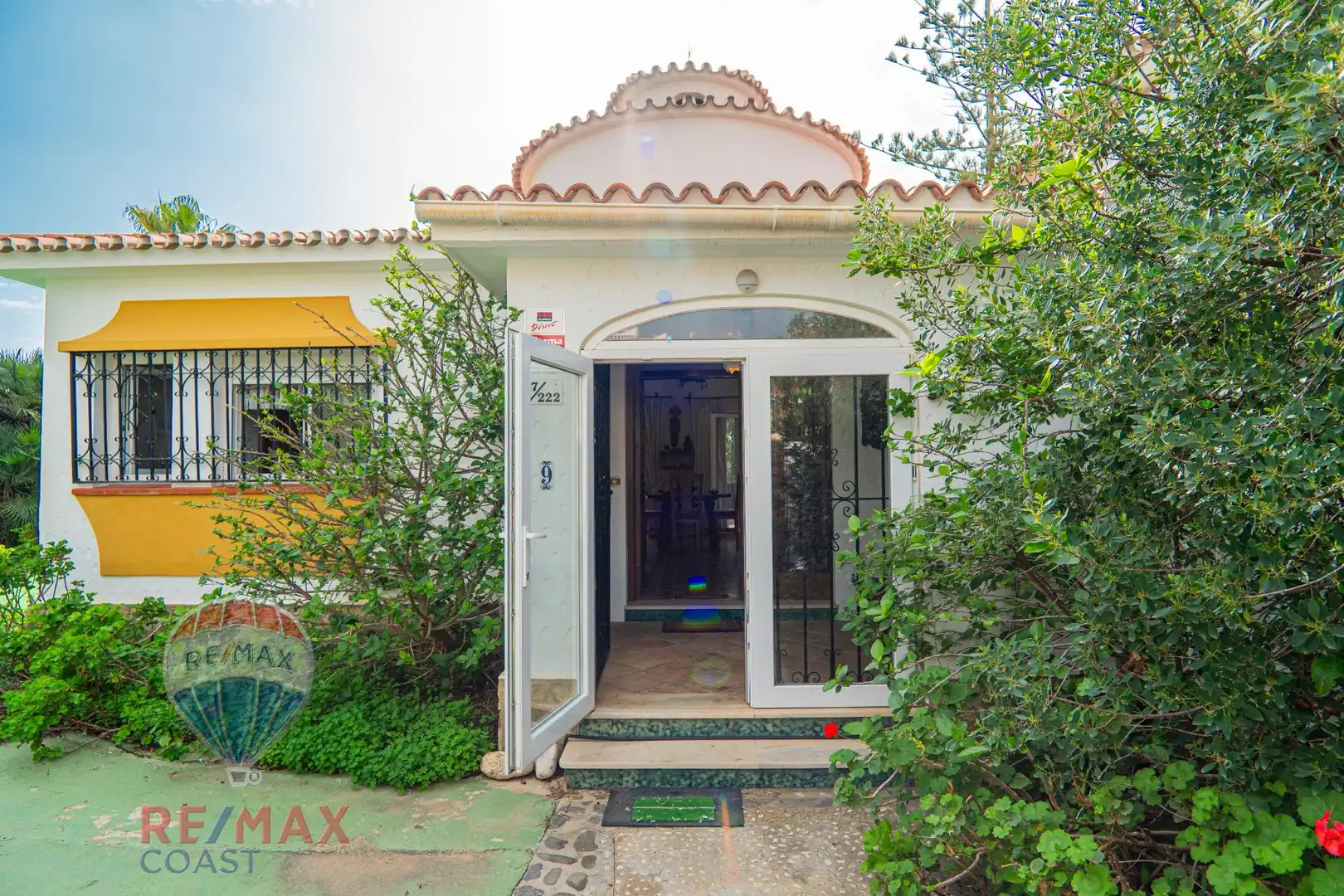 Vista exterior de Casa o chalet en venta en Torrox con Aire acondicionado, Calefacción y Jardín privado