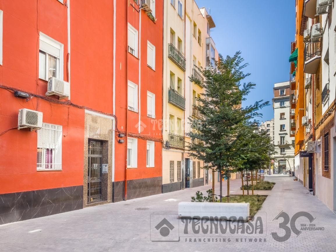 Exterior view of Flat for sale in  Madrid Capital  with Air Conditioner and Heating