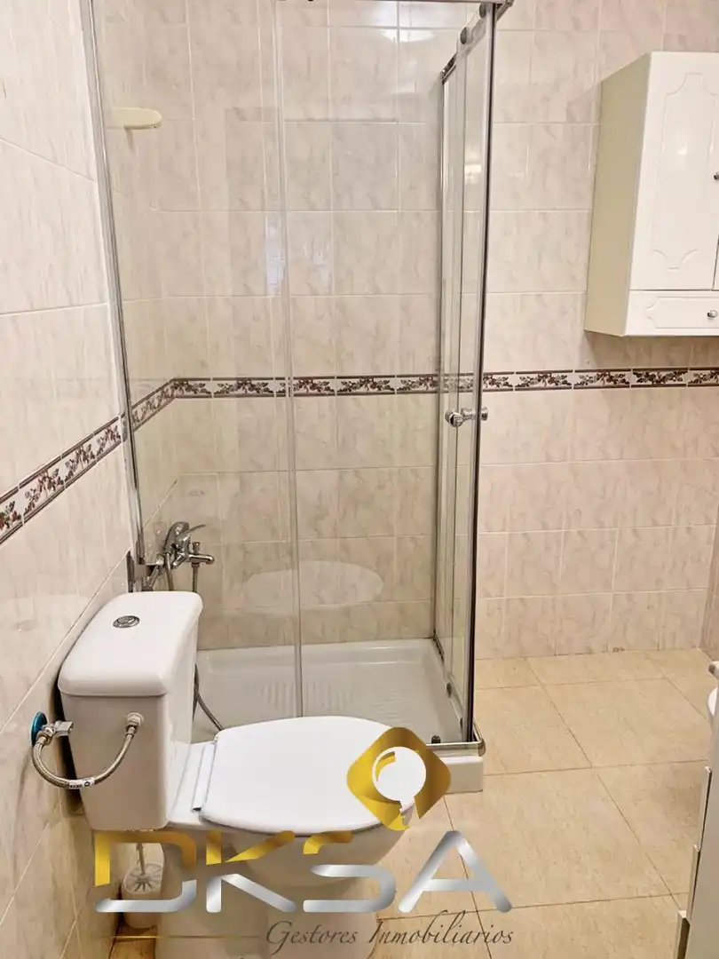 Bany de Casa adosada en venda en Benicasim / Benicàssim amb Calefacció, Jardí privat i Terrassa