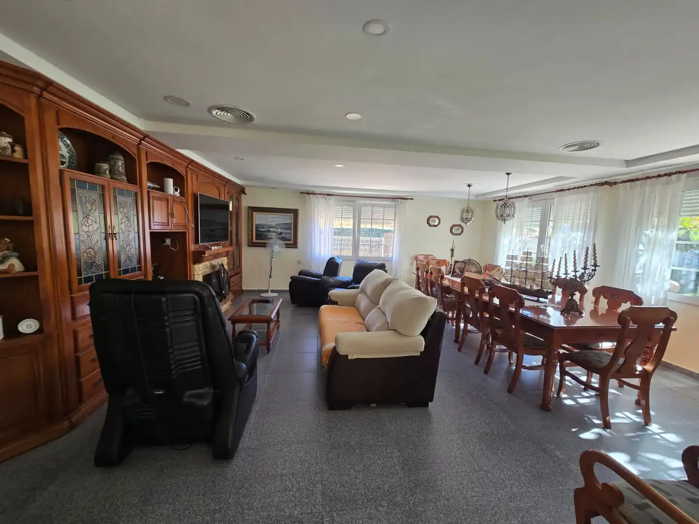 Sala d'estar de Casa o xalet en venda en Orihuela amb Aire condicionat, Calefacció i Jardí privat