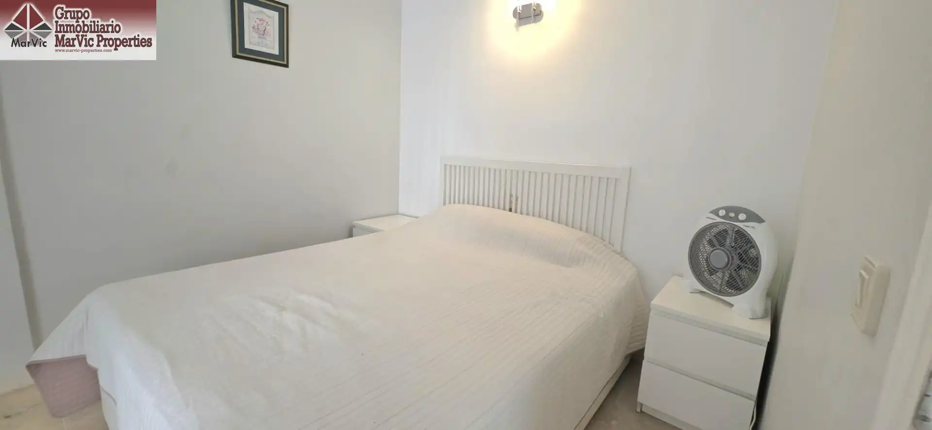 Bedroom of Flat for sale in Benidorm  with Furnished and Community pool