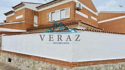 Foto 2 de Casa adosada en venda a Travesia Mina, Calera y Chozas, Toledo