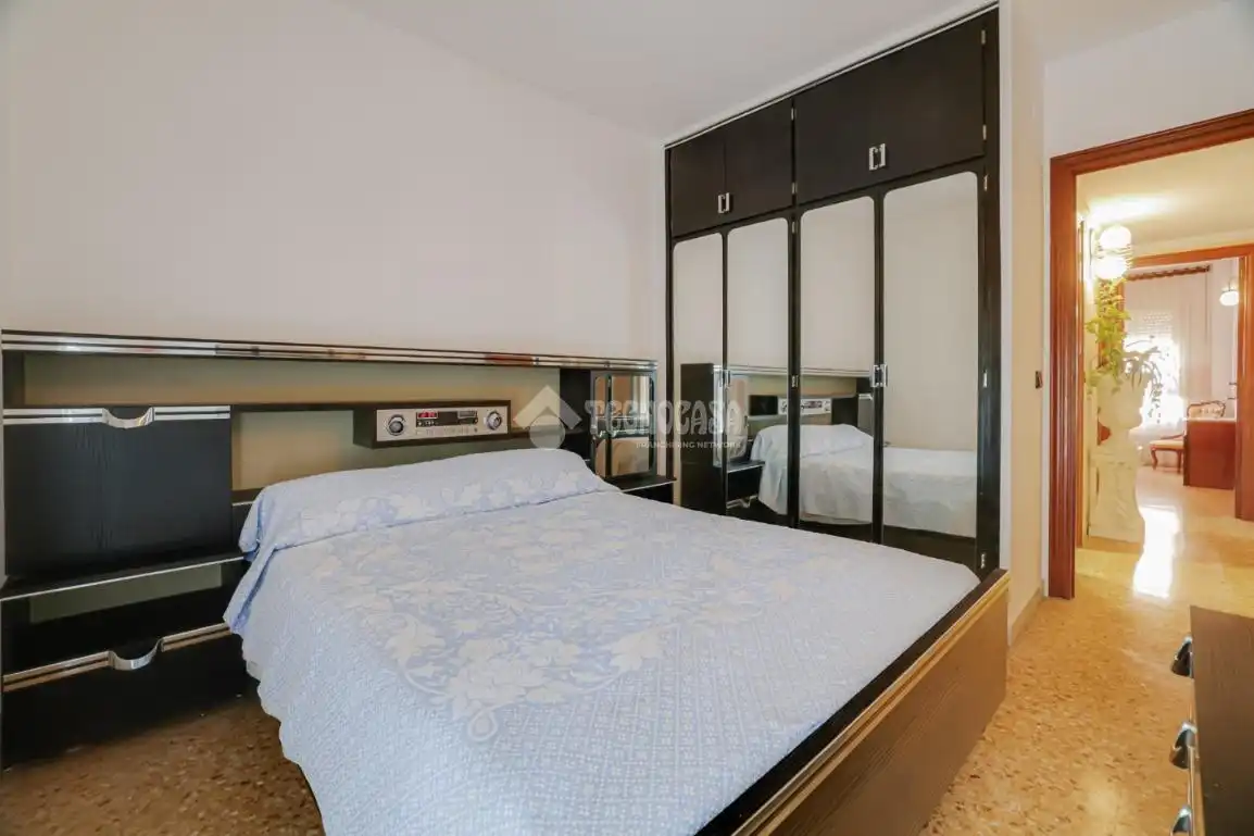 Habitación de Piso en venta en Montcada i Reixac con Balcón