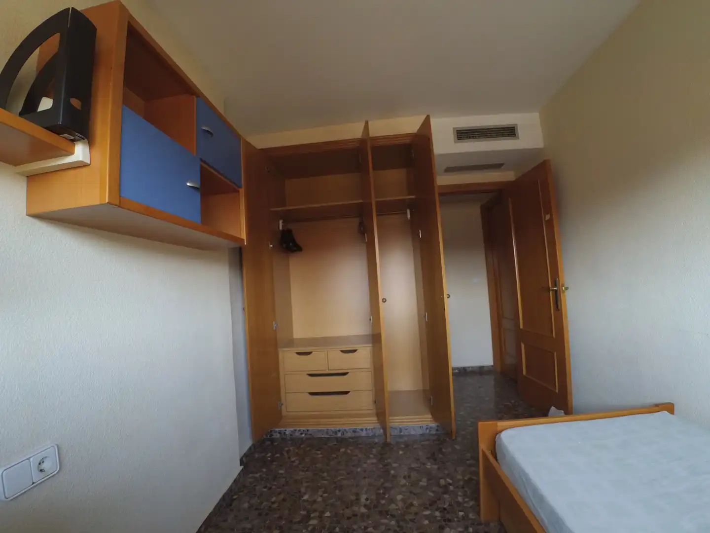 Schlafzimmer von Dachboden zum Verkauf in Valencia mit Klimaanlage, Terrasse und Möbliert