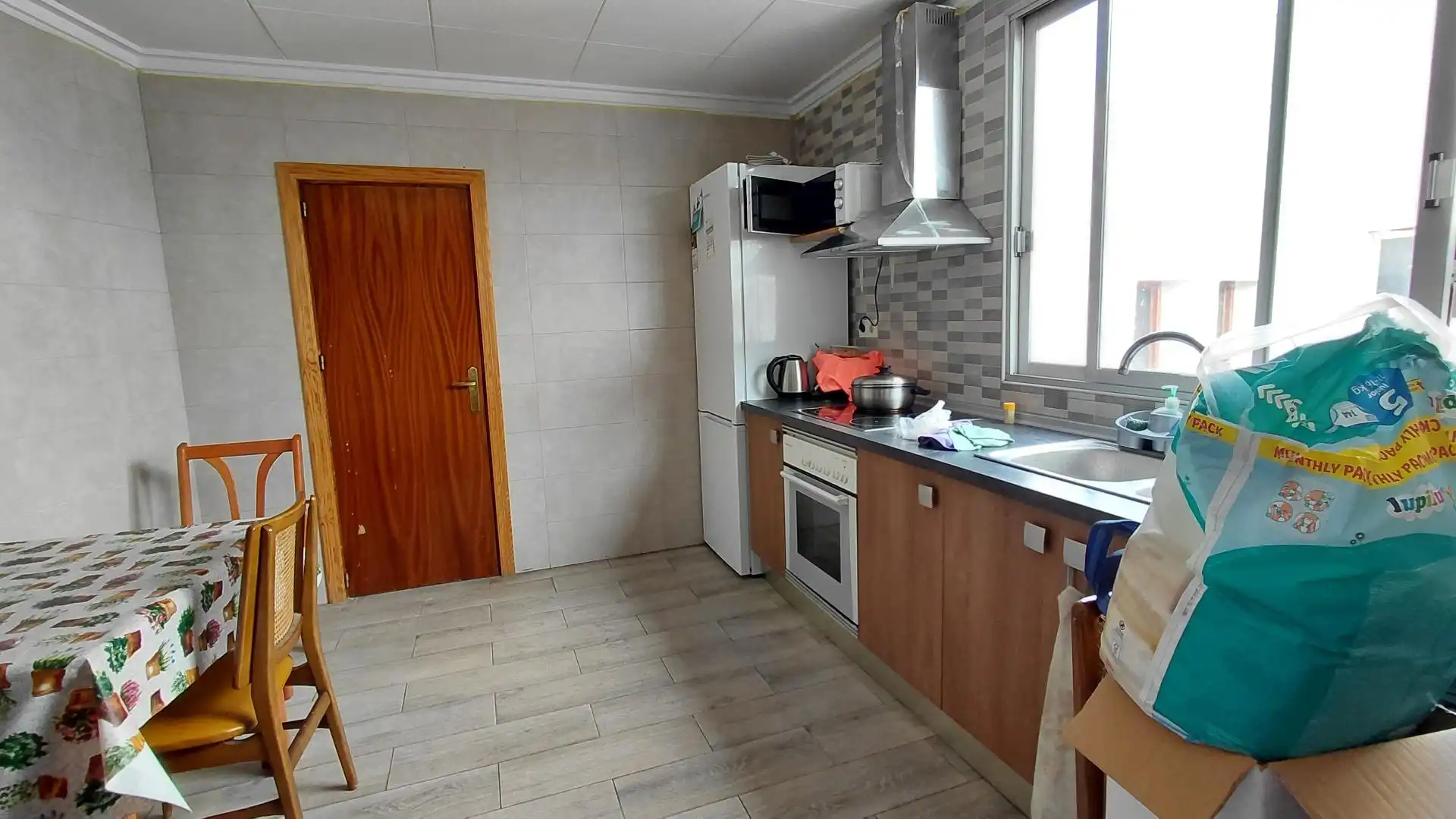 Piso en venta en Calle Veronica, El Rabal
