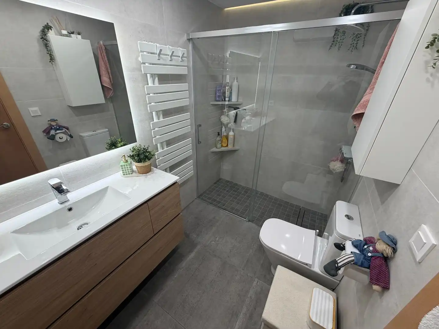 Baño de Piso en venta en Girona con Aire acondicionado, Jardín privado y Terraza