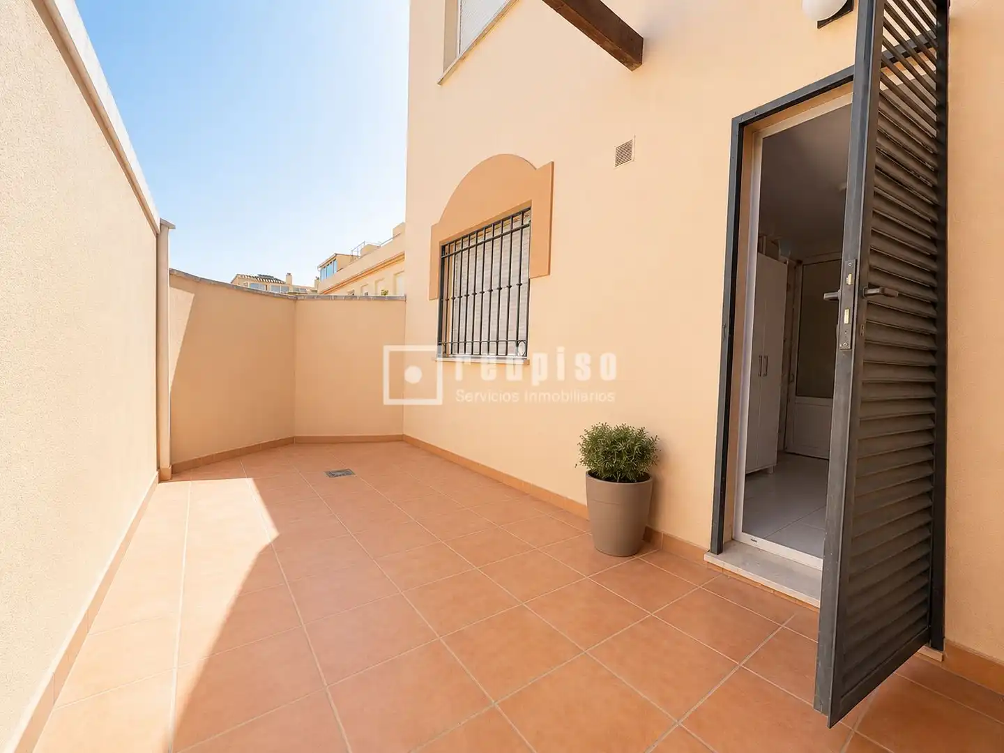 Terrassa de Casa o xalet en venda en Vélez-Málaga amb Jardí privat, Terrassa i Traster