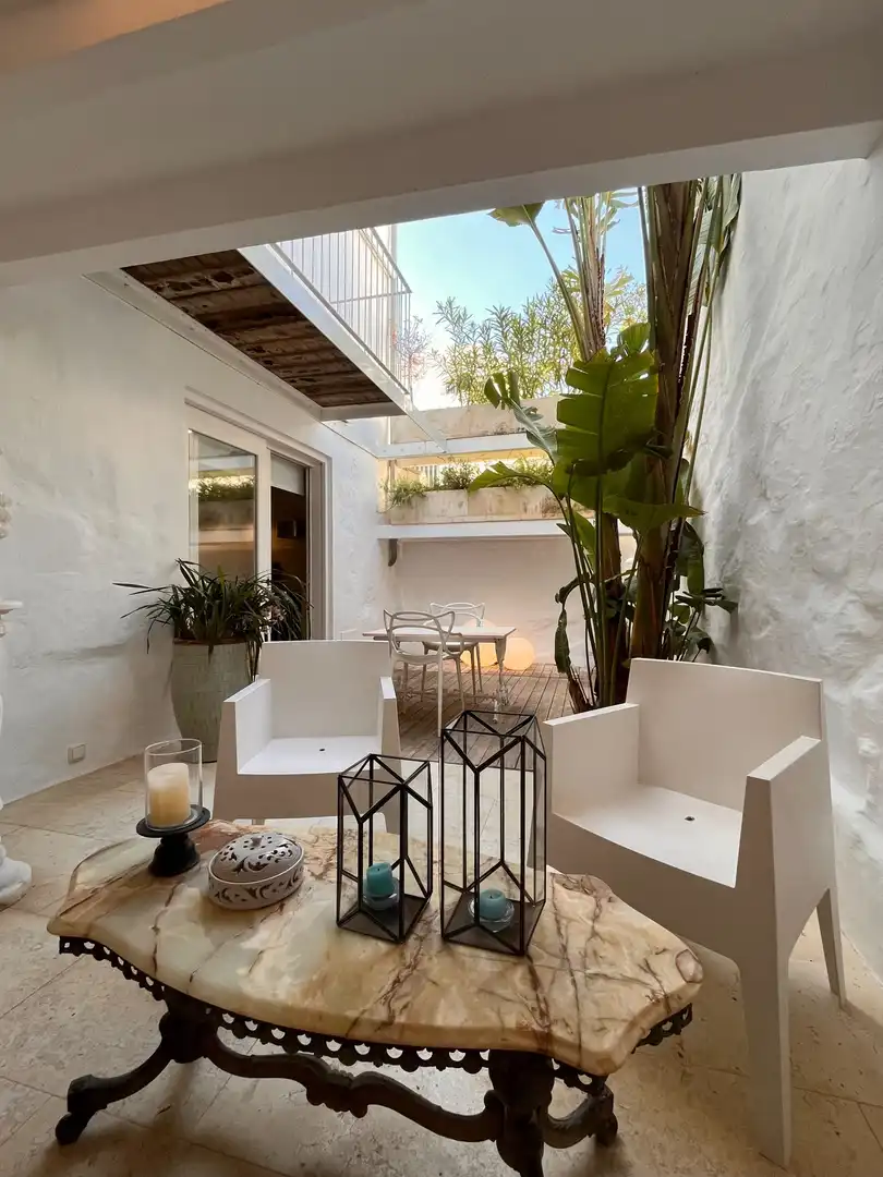 Terrasse von Country house zum Verkauf in Es Migjorn Gran mit Klimaanlage, Heizung und Privatgarten