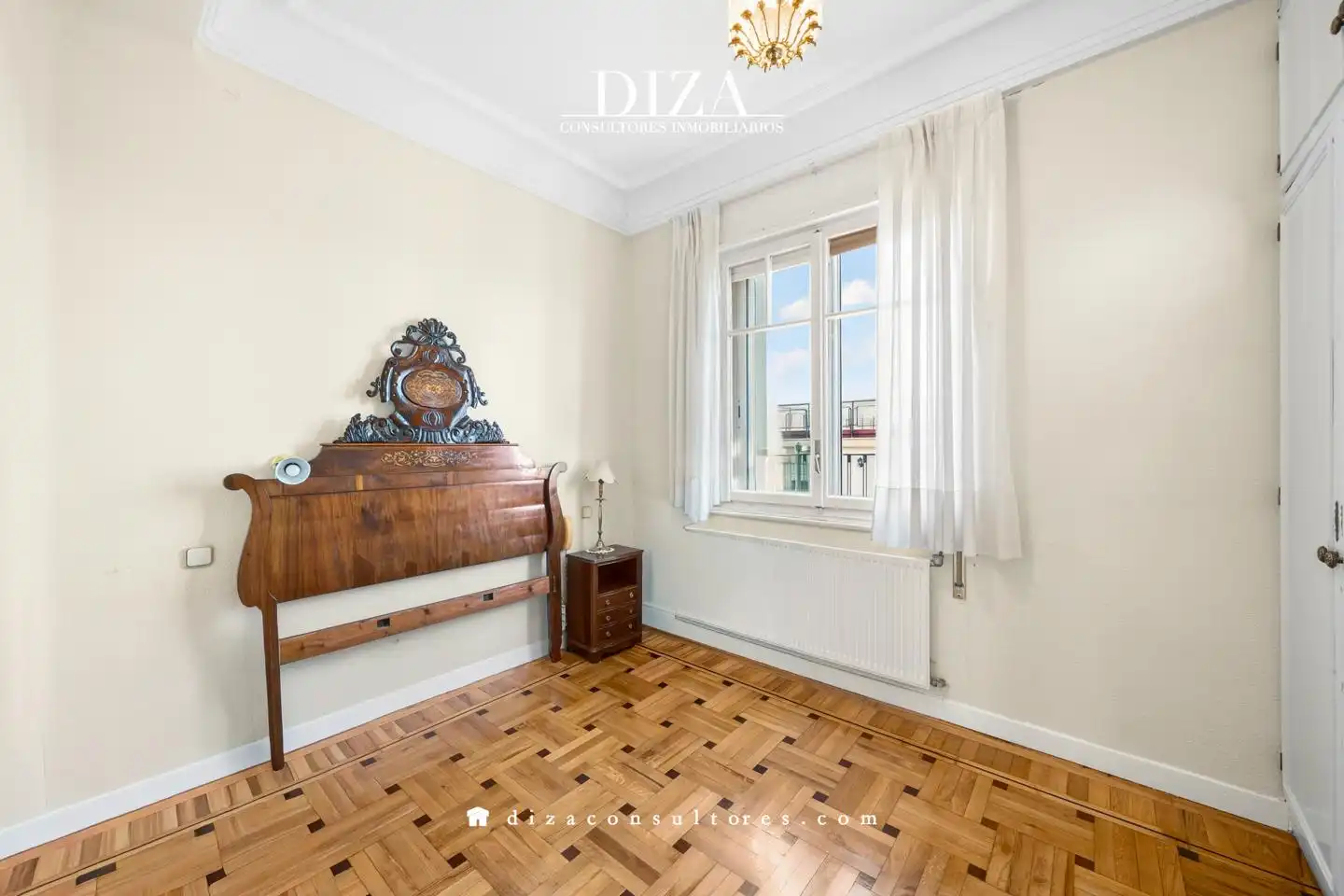Bedroom of Attic for sale in Madrid  with Air Conditioner, Heating and Parquet flooring