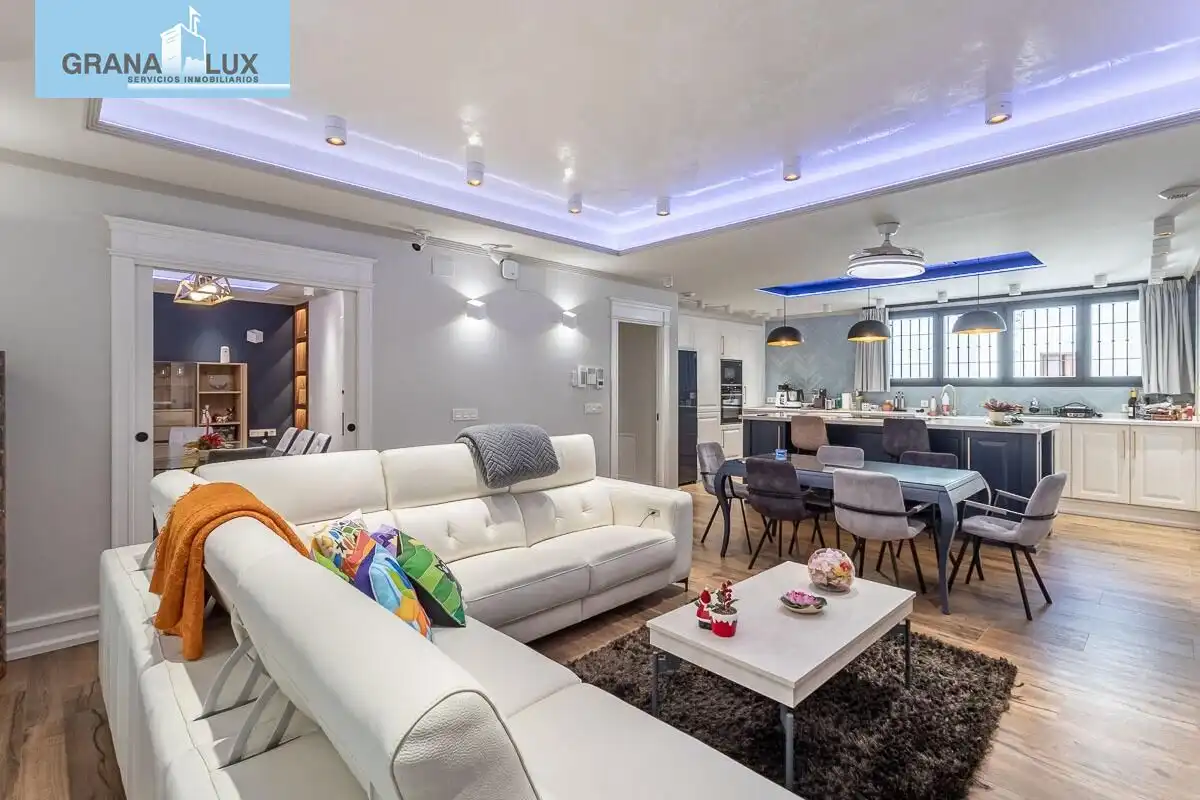 Casa con piscina en venta en Calle San Juan Baja