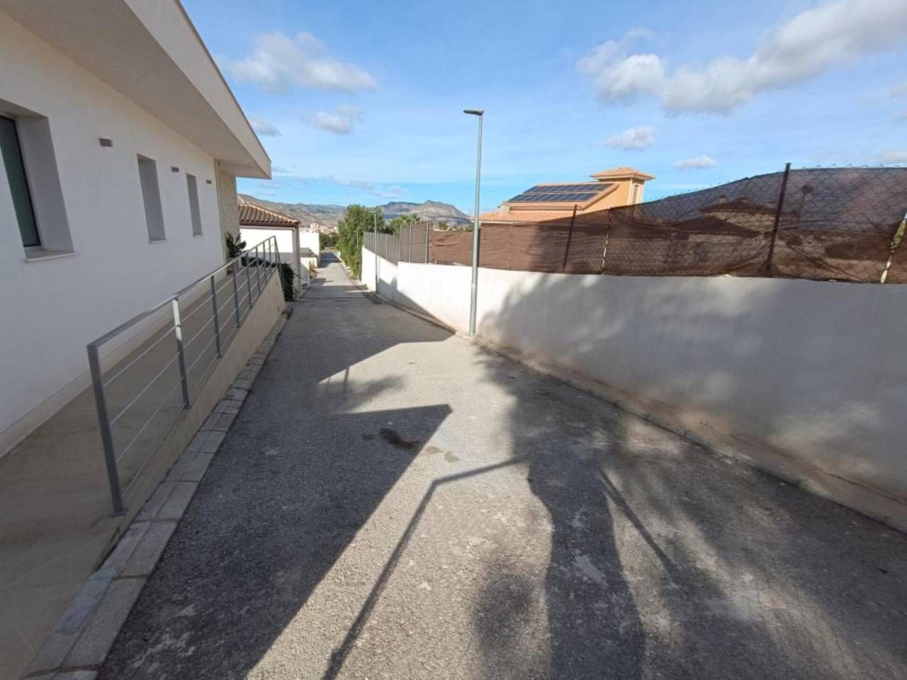 Vista exterior de Residencial en venta en Petrer