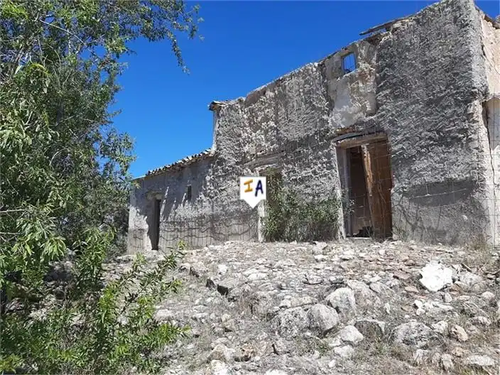 Country homes for sale in Frailes