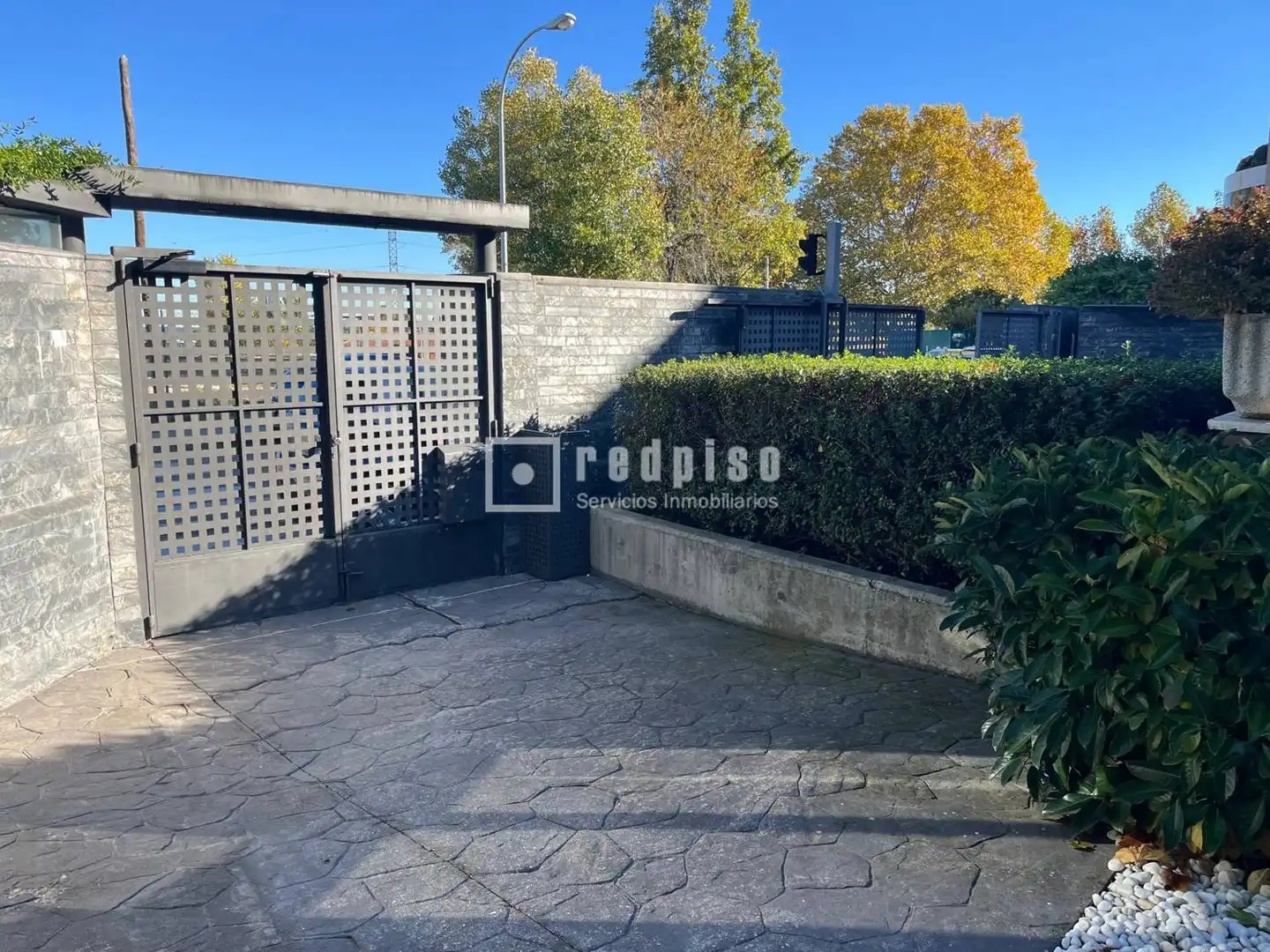 Terrassa de Pis de lloguer en Pozuelo de Alarcón amb Aire condicionat, Calefacció i Jardí privat