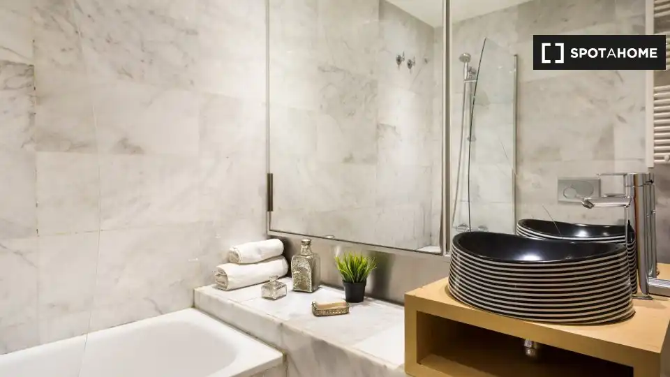 Flat with terrace to rent in Gràcia, imagen 12