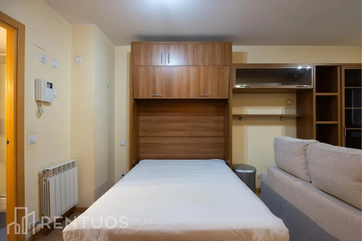 Bedroom of Study for rent in Madrid  with Air Conditioner, Heating and Storage room