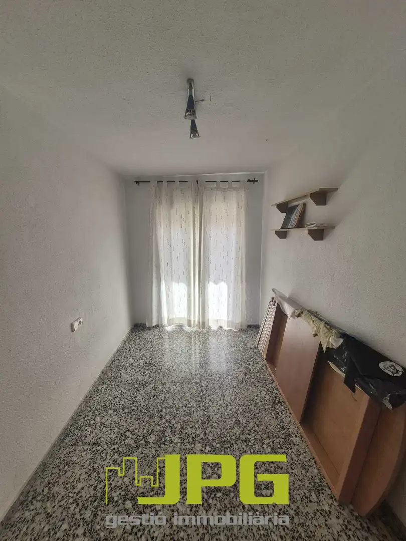 Habitación de Piso en venta en El Campello con Balcón