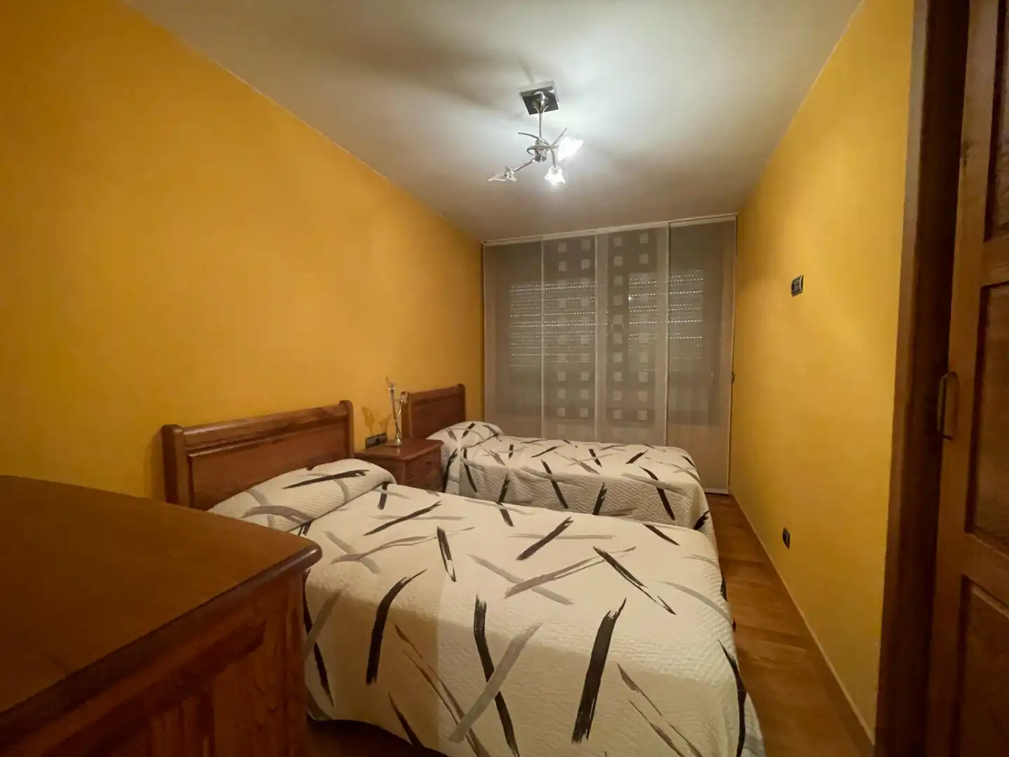 Habitación de Piso en venta en Zarautz con Calefacción, Amueblado y Balcón