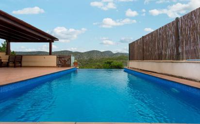 Piscina de Casa o xalet en venda en Olivella amb Terrassa