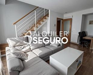 Sala d'estar de Pis de lloguer en Marchamalo amb Aire condicionat, Calefacció i Terrassa