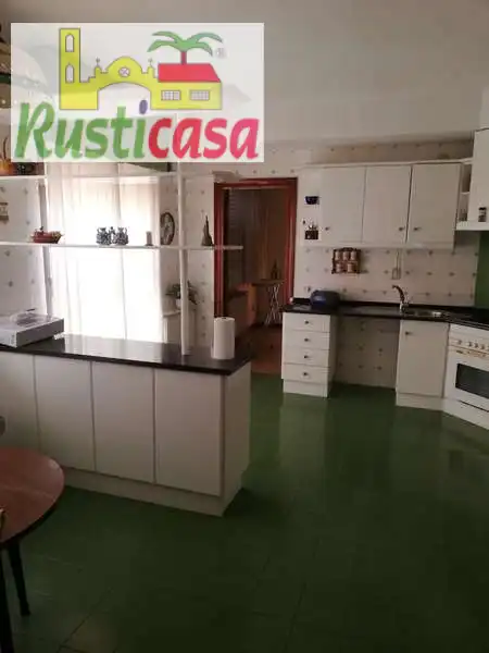 Cocina de Dúplex en venta en Bailén con Calefacción, Terraza y Trastero