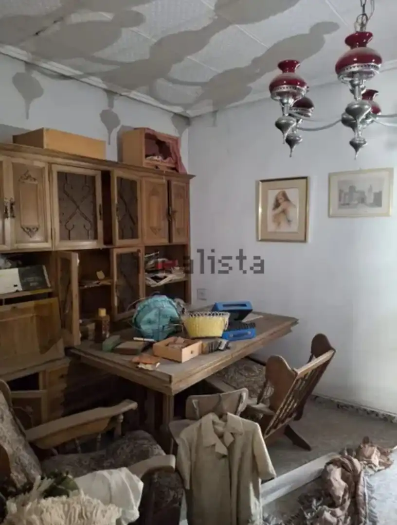 Menjador de Casa adosada en venda en Burjassot