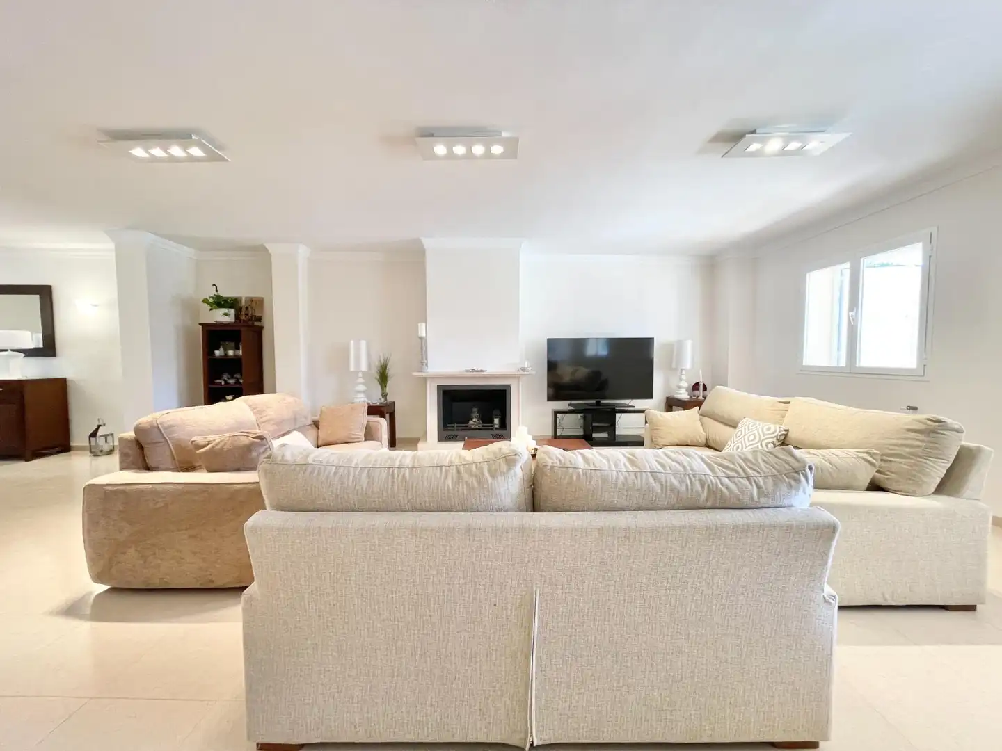 Wohnzimmer von Haus oder Chalet zum Verkauf in Llucmajor mit Klimaanlage, Privatgarten und Balkon